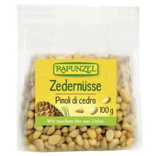 Zedernüsse
