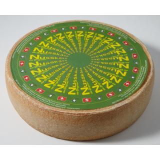 Luzerner Nusskäse